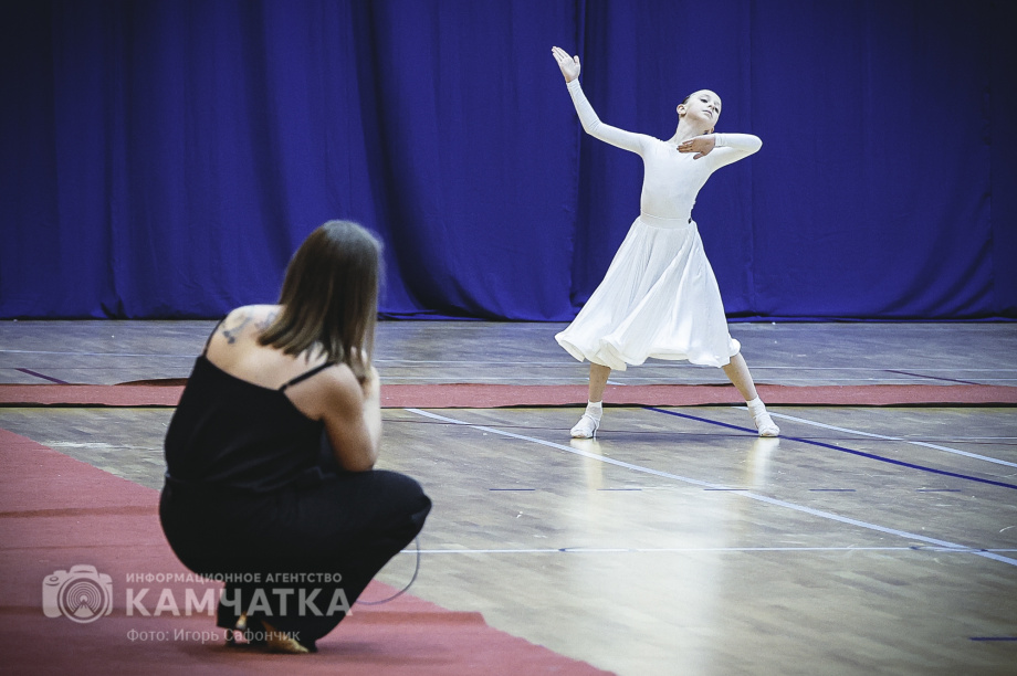 Юные танцоры Камчатки зажгли на Кубке ПКГО по танцевальному спорту (фоторепортаж). Фото: «Камчатка Сегодня» \ Игорь Сафончик. Фотография 17