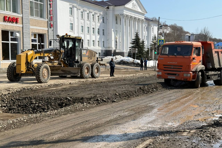 Дорога на улице Ленинской: то ли еще будет.... Фото: ИА "Камчатка". Фотография 2