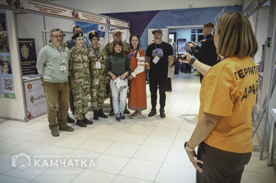 XIV-я Ярмарка социальных инициатив состоялась в Петропавловске-Камчатском (фоторепортаж). Фото: «Камчатка Сегодня» \ Игорь Сафончик. Фотография 8
