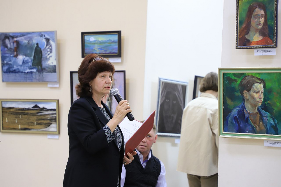 Художественная выставка «Новые имена-2022» открылась на Камчатке. Фото: Виктор Гуменюк. Фотография 16
