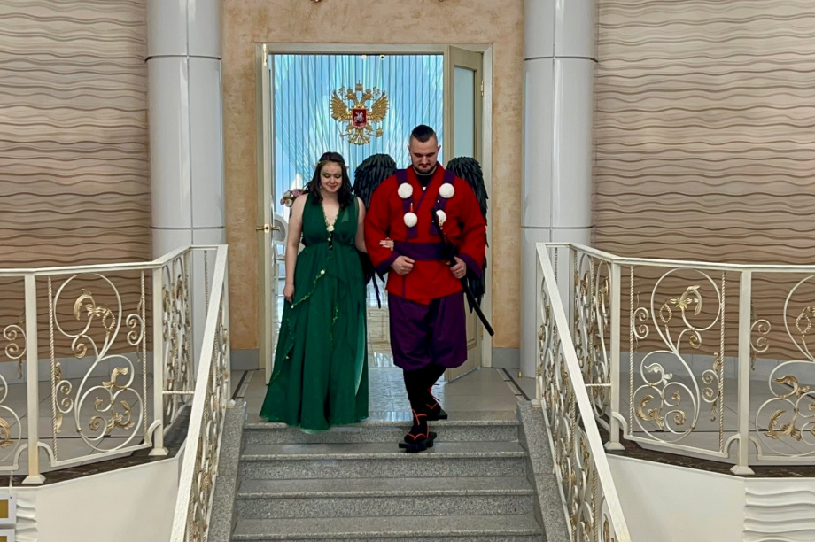 Японский горный дух и лесная нимфа создали семью на Камчатке. Фото: Агентство ЗАГС Камчатского края. Фотография 5