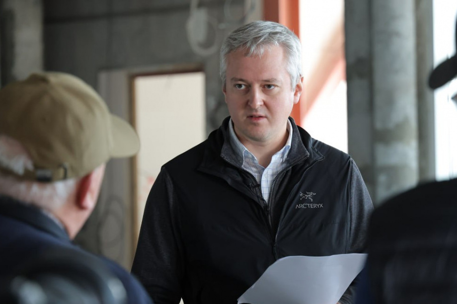 Наказание будет заслуженным — губернатор Камчатки об ответственности за срыв сроков сдачи театра кукол. Фото: kamgov.ru. Фотография 1