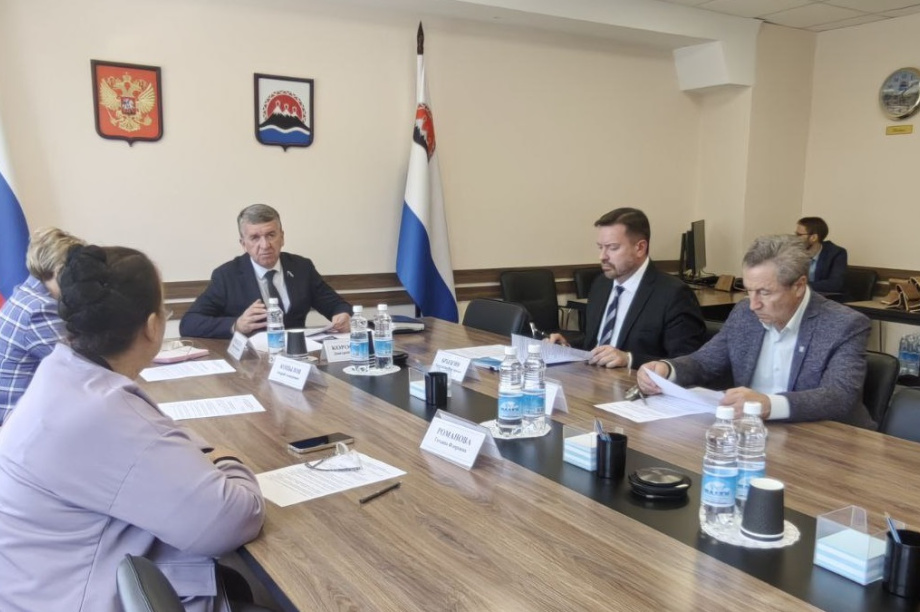 Камчатка исполняет наказы избирателей: 122 проекта в работе. Фото: Законодательное собрание Камчатского края