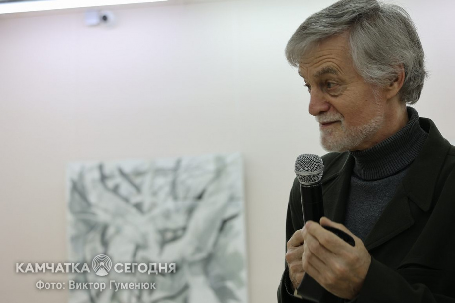 Открытие персональной выставки художника Владимира Заочного «Ах, эта графика». Фоторепортаж. . Фотография 17