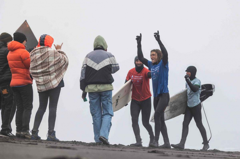 «СНЕГВОЛНА»: Чемпионат и первенство ДФО по сёрфингу завершились на Камчатке. Фото: kamgov.ru. Фотография 1