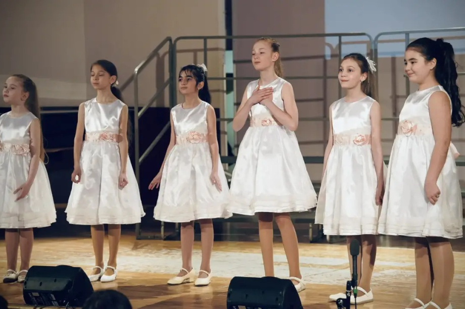 Ансамбль из камчатской столицы взял Гран-при фестиваля «Весенние голоса». . Фотография 7