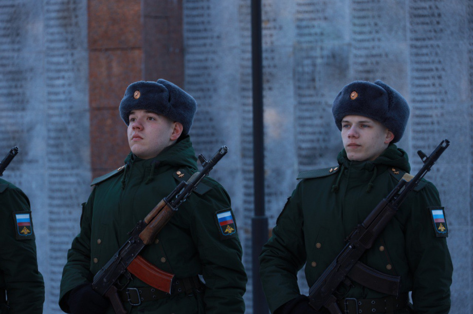 Молодые солдаты Космических войск России приняли присягу. Фото: Администрация ЕМР. Фотография 3