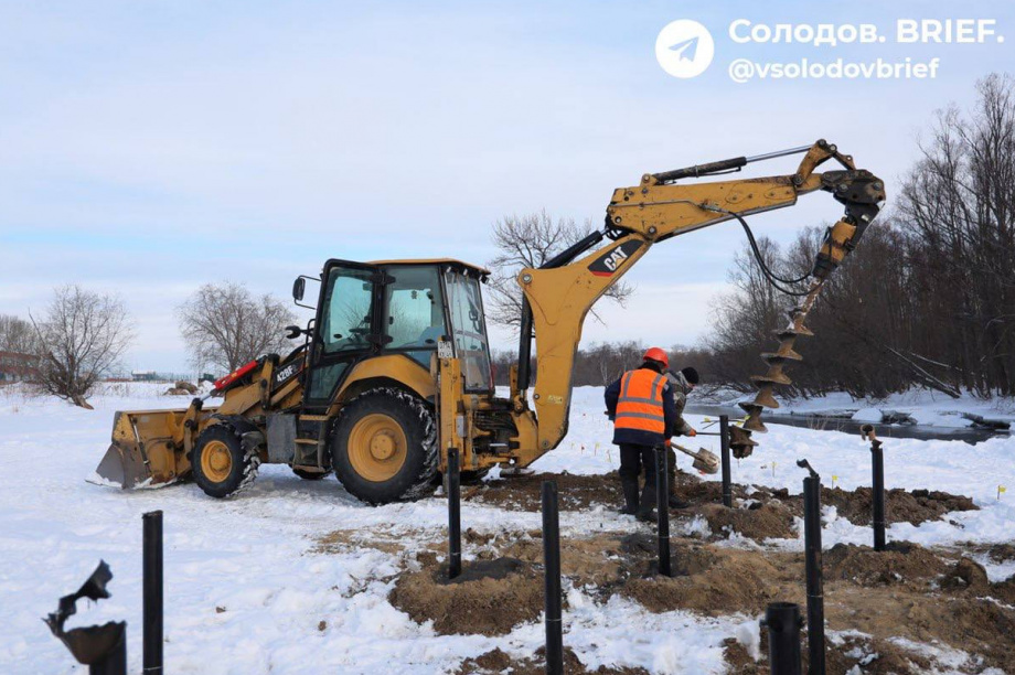Набережная в камчатском городе Елизово обретает новые очертания. Фото: t.me/vsolodovbrief. Фотография 2