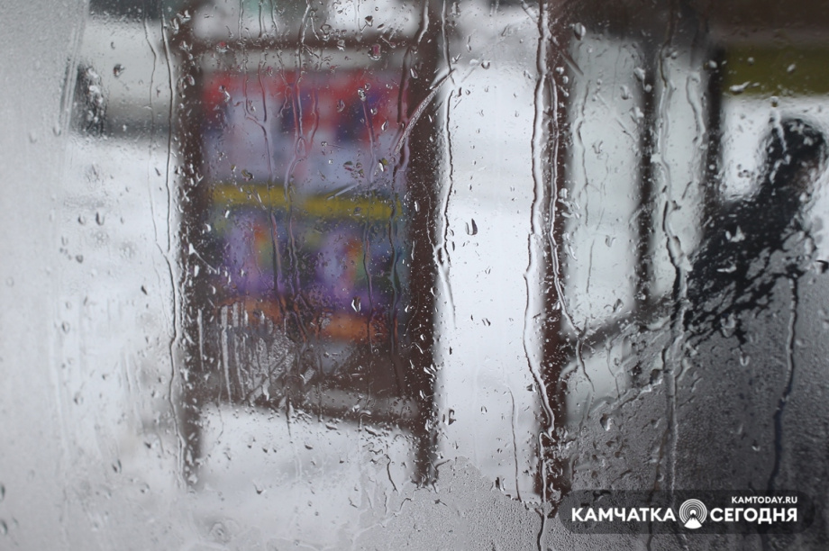 Апрельский снег. Фото: Виктор Гуменюк / информационное агентство "Камчатка". Фотография 11