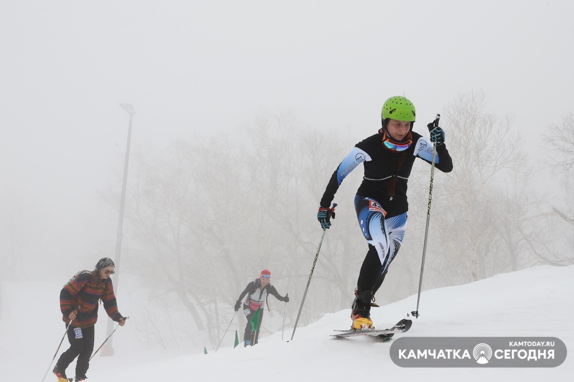 Ски-альпинизм: вертикальная гонка. Фото: Виктор Гуменюк. Фотография 77
