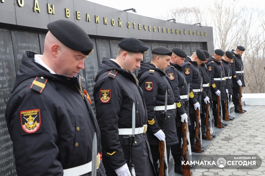 Памятные мероприятия в Парке Победы. Фото: Виктор Гуменюк. Фотография 77