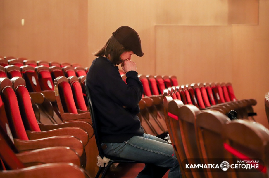 Премьера спектакля «Свои люди» состоится на Камчатке. Фото: Виктор Гуменюк. Фотография 45