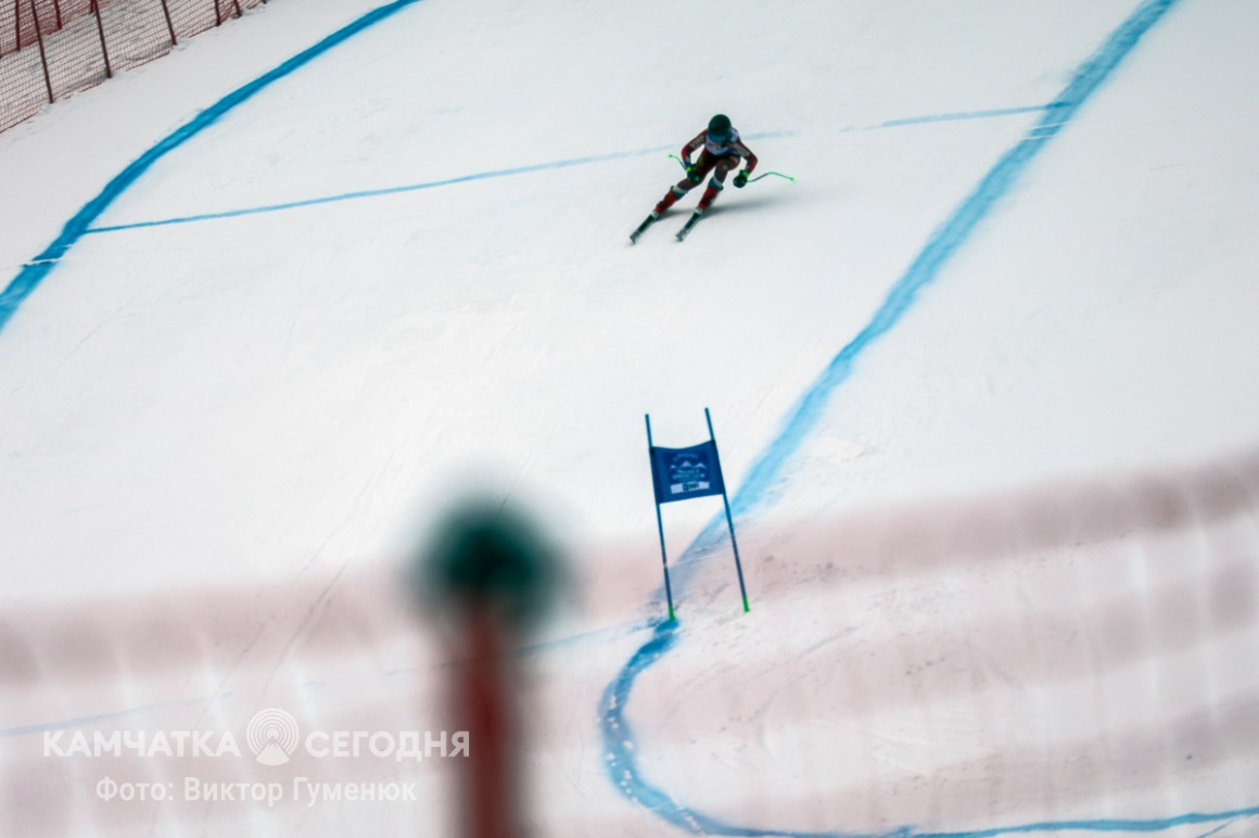 Второй день чемпионата России по горнолыжному спорту в скоростном спуске. Фоторепортаж. фото: Виктор Гуменюк. Фотография 12