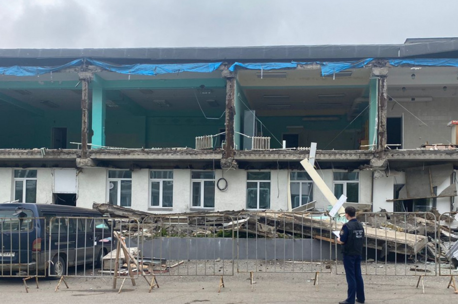 Следком на Камчатке начал проверку по факту обрушения фасада здания в Вилючинске. фото: Следком Камчатского края