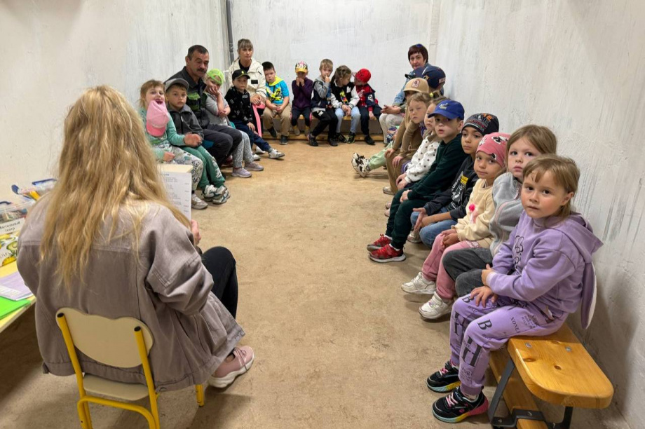 Учения по гражданской обороне прошли в детском саду №3 в столице Камчатки. Фото: kamgov.ru. Фотография 3