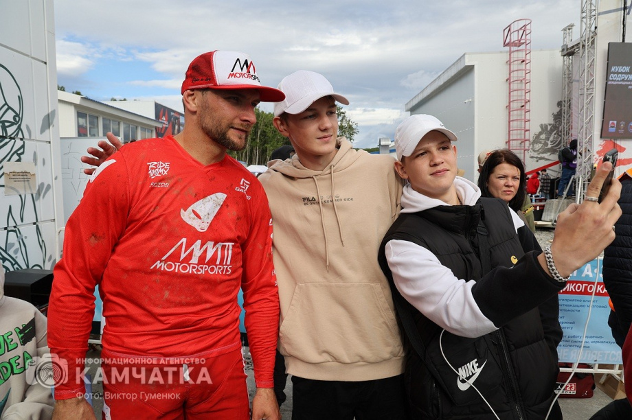 Сборная России победила на Кубке Содружества по мотокроссу на Камчатке. . Фотография 74