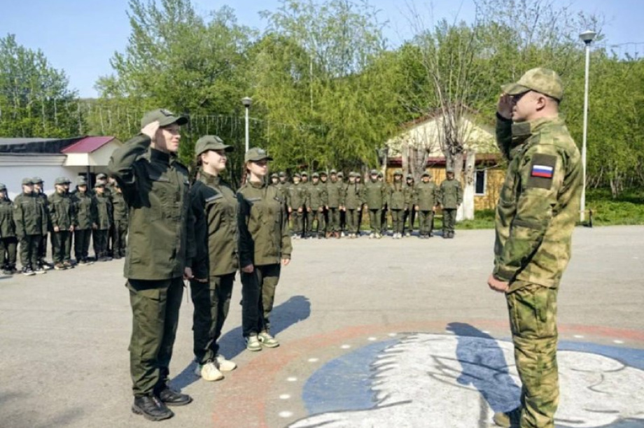 На Камчатке стартовала первая военно-патриотическая смена центра "ВОИН". . Фотография 3
