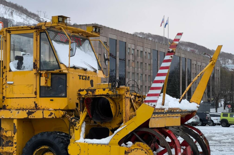 Власти Петропавловска-Камчатского увеличили количество техники на улицах города. Правительство Камчатского края