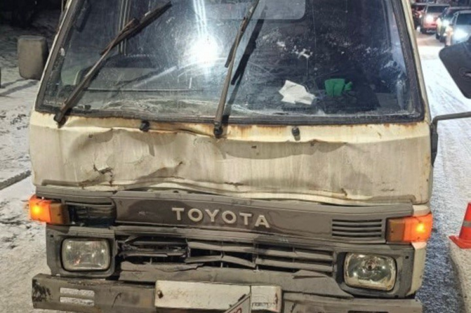 Автоледи на Камчатке пропустила пешехода и получила телесные повреждения. Фото: t.me/bezopasnyedorogy_41. Фотография 3
