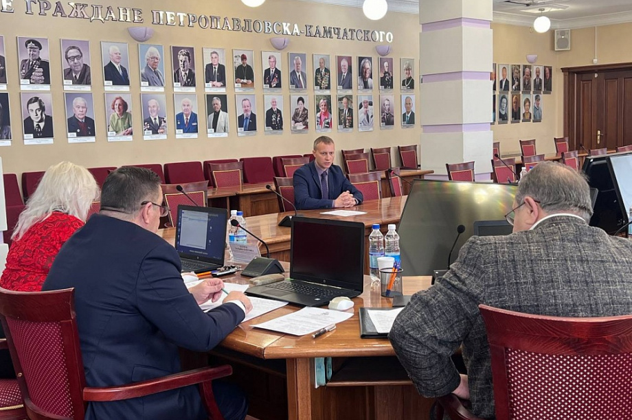 Петропавловск-Камчатский: Завершился финальный этап конкурса на должность главы городского округа. Фото:Дума ПКГО. Фотография 4