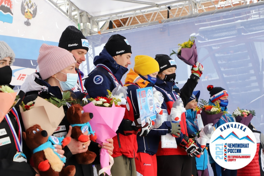 Камчатские горнолыжники победили в командном зачёте чемпионата России. Фото: Виктор Гуменюк. Фотография 7