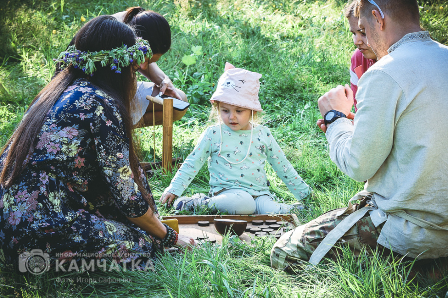 Иван Купала на Камчатке: славянский праздник на стойбище «Пимчах» (фоторепортаж). Фото: ИА «Камчатка» \ Игорь Сафончик. Фотография 30