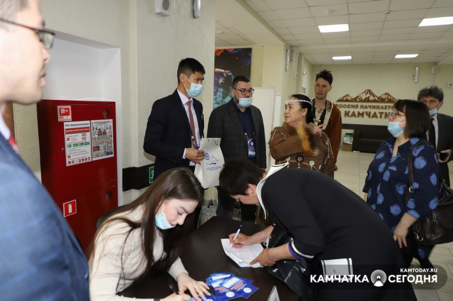 Форум КМНС. Фото: Виктор Гуменюк. Фотография 1