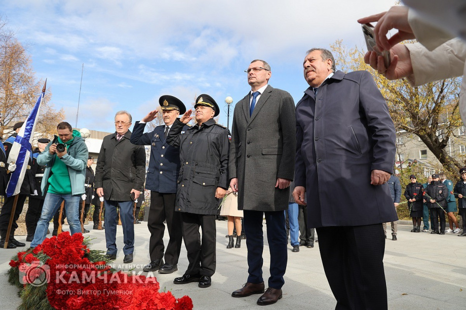 В честь 284-й годовщины со дня основания города в Петропавловске-Камчатском прошли праздничные мероприятия (фоторепортаж). Фото: ИА «Камчатка» \ Виктор Гуменюк. Фотография 60