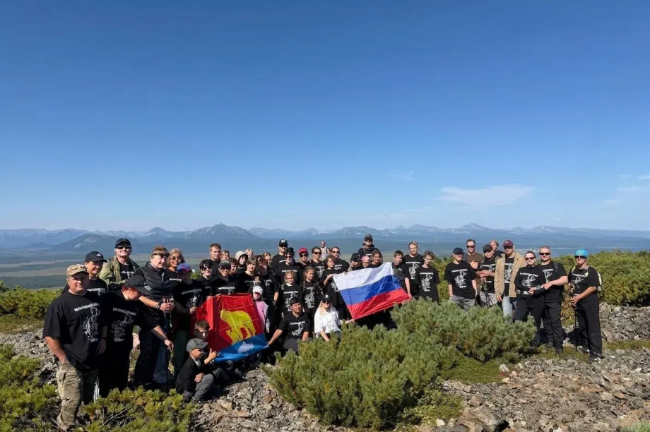 Совершено массовое восхождение на гору Колдунью  в честь 100-летия Карагинского района. kamgov.ru