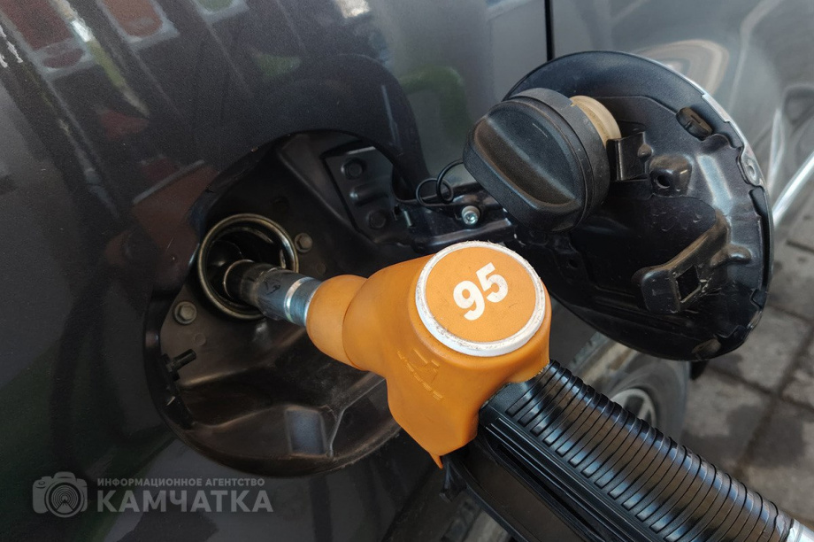 Цены на бензин вновь выросли на Камчатке. 