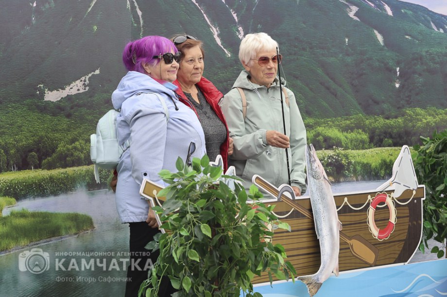 День Рыбака, уха и море позитива . Фото: ИА «Камчатка» \ Игорь Сафончик. Фотография 29