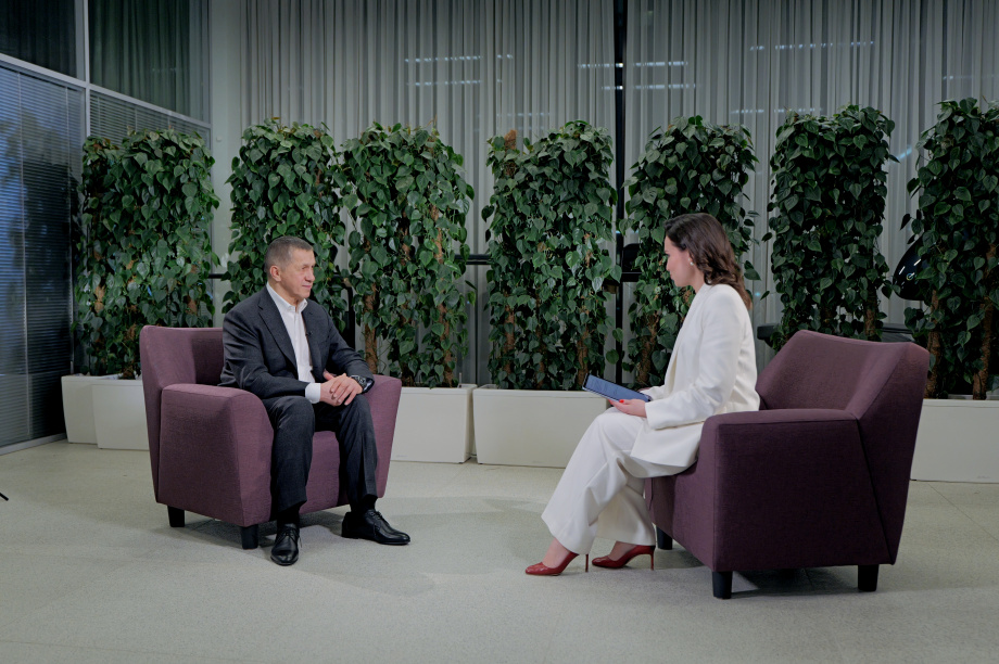 Юрий Трутнев: Дальний Восток - поддержка инвестиций и развитие крупных проектов. . Фотография 2