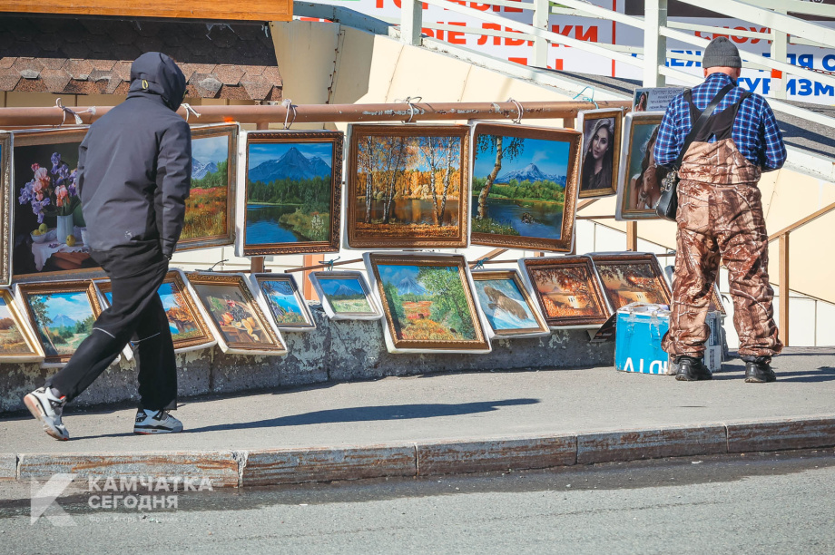 Путь художника: от школьных стенгазет до камчатских пейзажей. Фото: «Камчатка Сегодня» \ Игорь Сафончик. Фотография 7