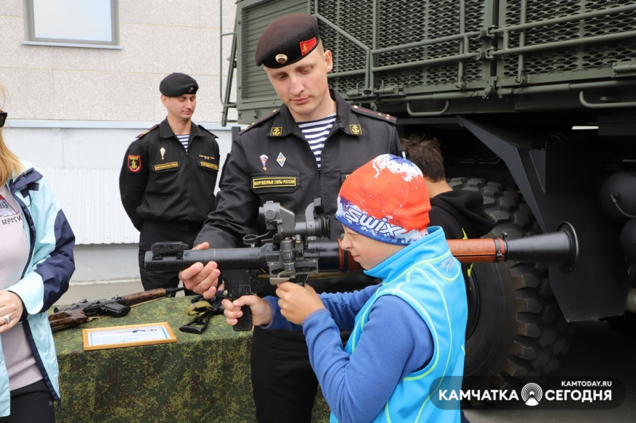 Военная служба по контракту — твой выбор!. Фото: Виктор Гуменюк. Фотография 54