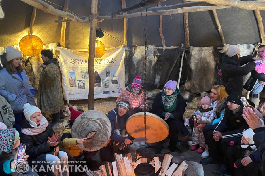 Обрядовый праздник Хололо отметили в Паратунке 9 ноября. фото: Игорь Ходжер. Фотография 26
