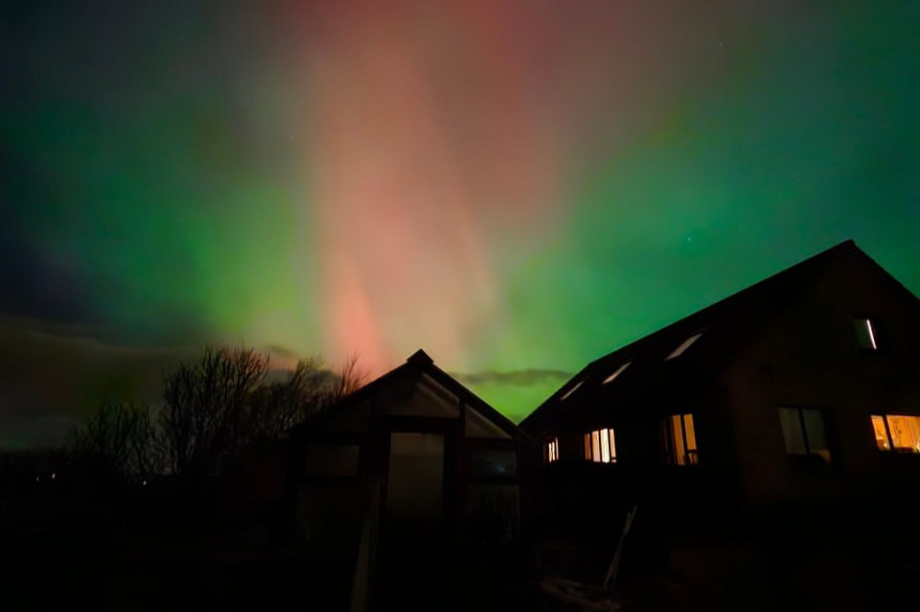 Северное сияние зафиксировано в Петропавловске-Камчатском. . Фотография 10