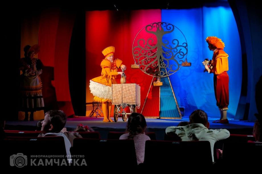 Алексей Казаков: «Театр не способен воспитать человека, но может сделать его мир интереснее и глубже». Фото: Виктор Гуменюк, Олеся Сурина, Илья Амельчук. Фотография 13