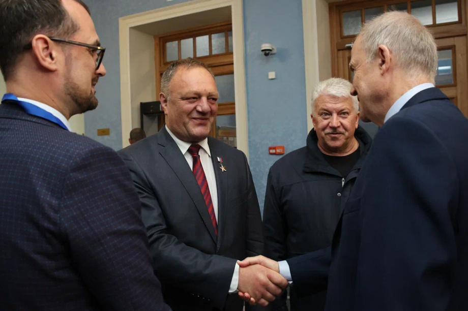 Представители конфессий и межнациональных объединений ДФО собрались в Хабаровске на форум «Разговоры о важном для взрослых» . Фото: kamgov.ru. Фотография 4