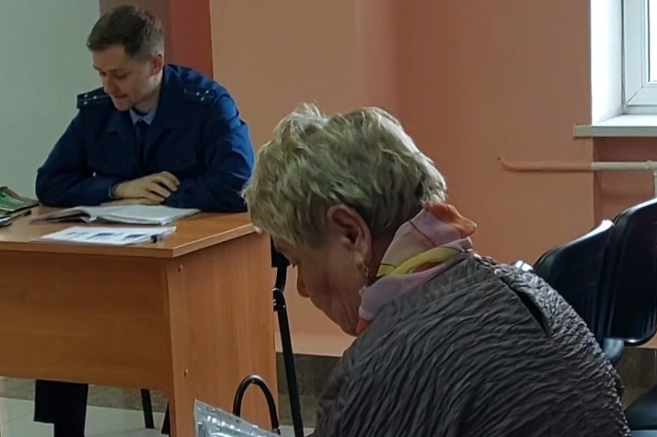 Суд в Петропавловске-Камчатском вынес приговор пожилой телефонной террористке. Фото: t.me/pksud_rf