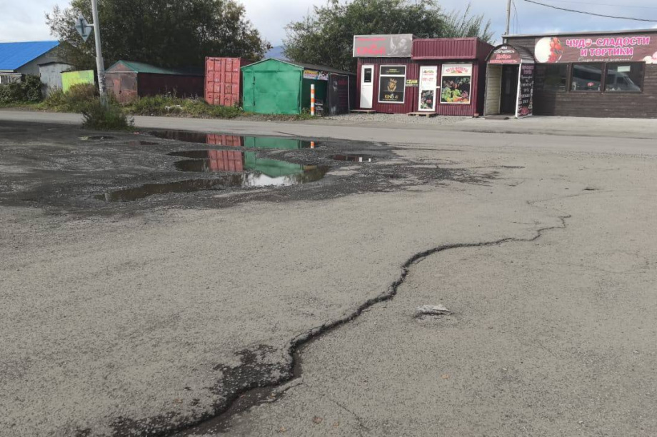 Прокуратура заставила латать ямы на дорогах Елизовского района Камчатки. Фото: прокуратура Камчатского края. Фотография 2