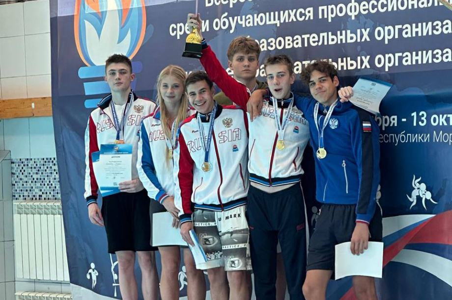 Сборная Камчатки по плаванию заняла первое место Всероссийской летней Гимназиады. Фото: t.me/kamplavanie. Фотография 2