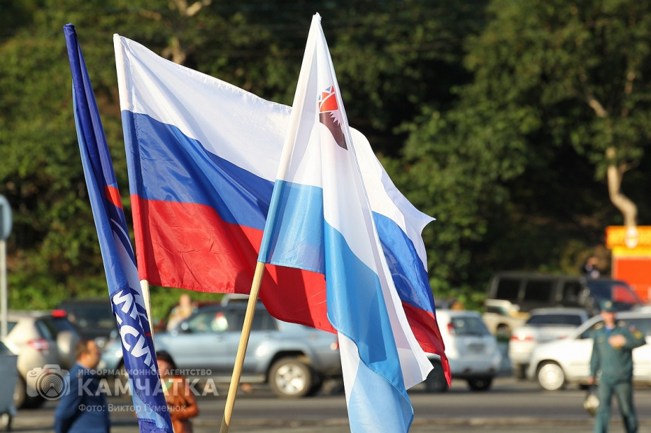 День Государственного флага России отмечает сегодня Камчатка. Фото: Виктор Гуменюк. Фотография 10