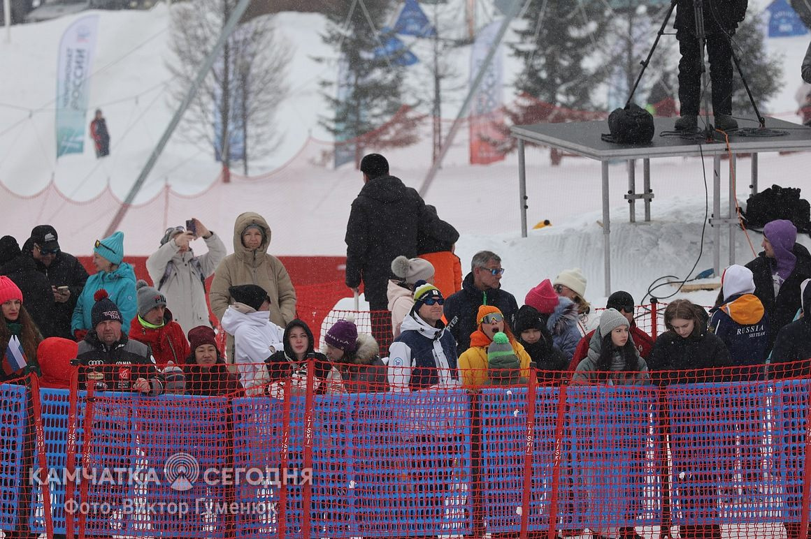 Командные соревнования по параллельному слалому провели на ГЛК «Морозная» на Камчатке. Фоторепортаж. . Фотография 55