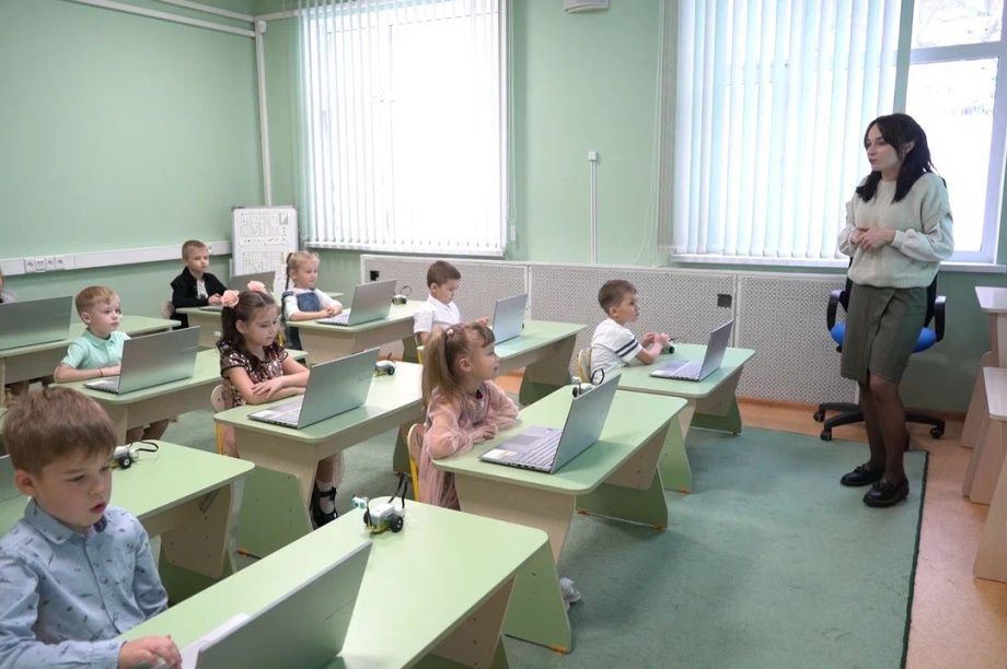 Городские депутаты продолжают проверять исполнение наказов избирателей в социальных учреждениях. Фото: Городская Дума