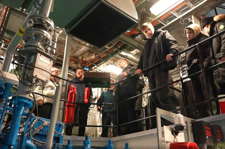 Более 2800 детей участников СВО на Камчатке пригласили на майские праздники. . Фотография 5