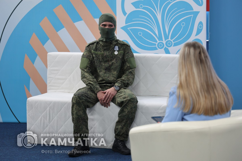 Доброволец с Камчатки рассказал, почему выборы важны именно сейчас. Фото: Виктор Гуменюк