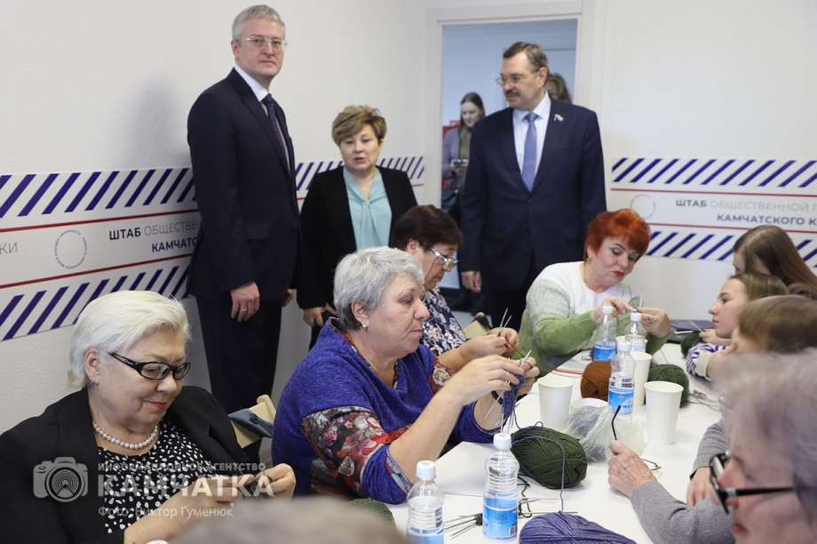 Штаб общественной поддержки открыт в краевой столице Камчатки. Фото:Виктор Гуменюк. Фотография 93