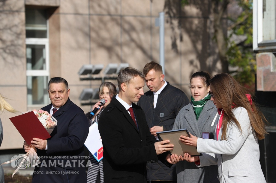 В честь 284-й годовщины со дня основания города в Петропавловске-Камчатском прошли праздничные мероприятия (фоторепортаж). Фото: ИА «Камчатка» \ Виктор Гуменюк. Фотография 22