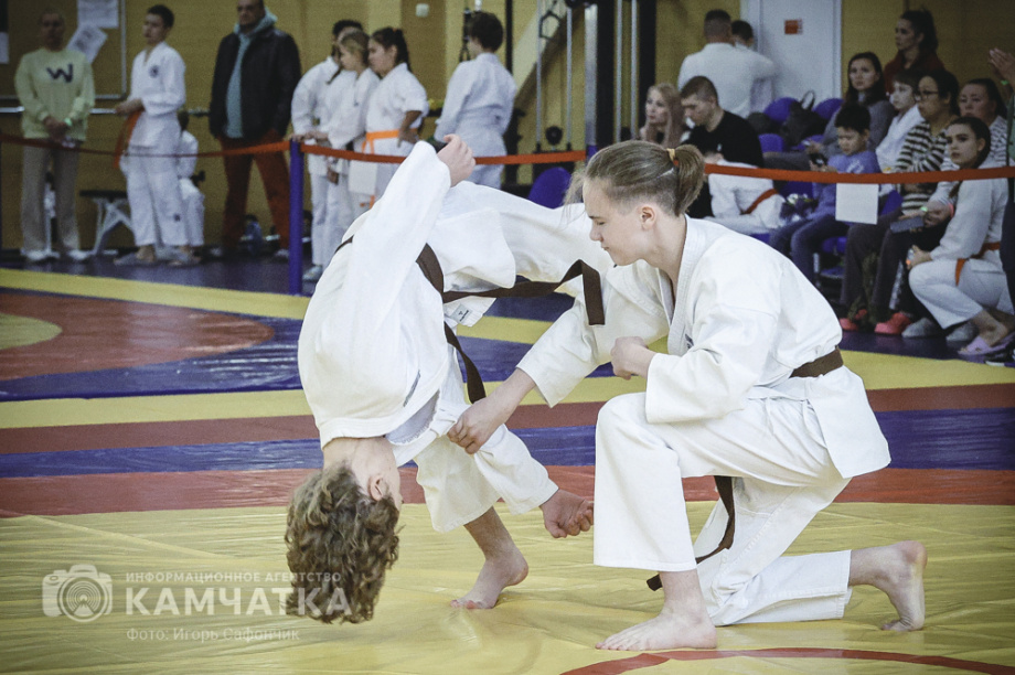Юные айкидоки ДЮСШ 5 Петропавловска-Камчатского вышли на татами. Фото: «Камчатка Сегодня» \ Игорь Сафончик. Фотография 1