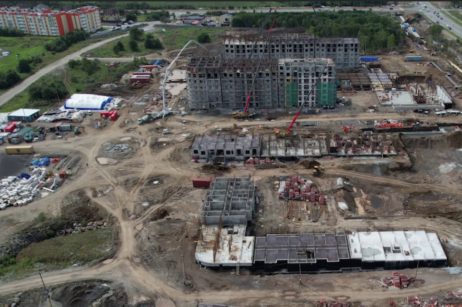 В Петропавловске-Камчатском продолжается строительство нового микрорайона. Фото: Корпорацию развития Камчатского края. Фотография 1